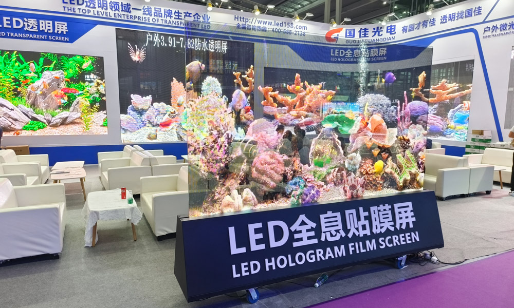 SAVILED lắp đặt màn hình LED cong hiện đại