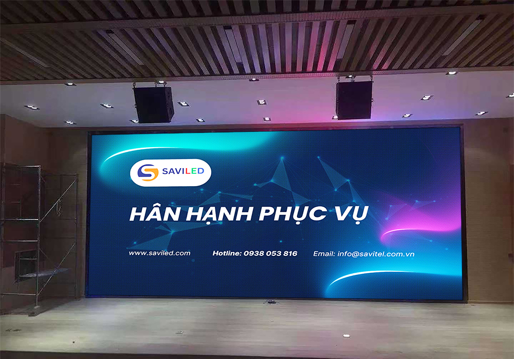 SAVILED lắp đặt màn hình LED cỡ lớn cho sân khấu hội trường
