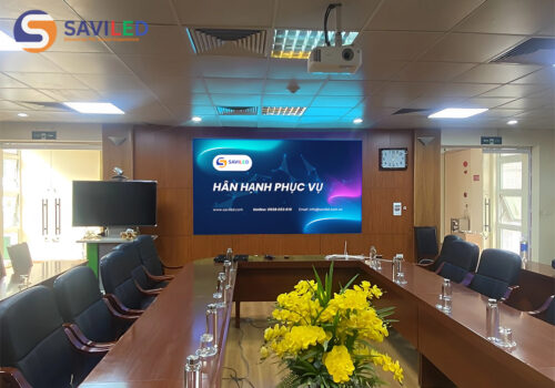SAVILED cung cấp màn hình LED 100 inch cho phòng họp
