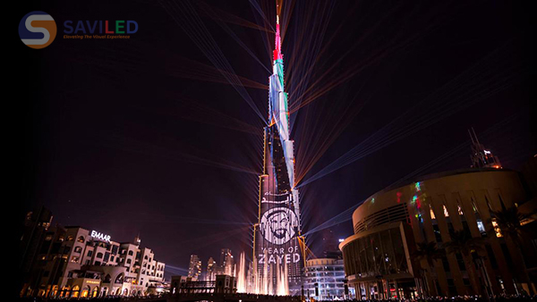 Màn hình LED lớn nổi tiếng Burj Khalifa tại Dubai