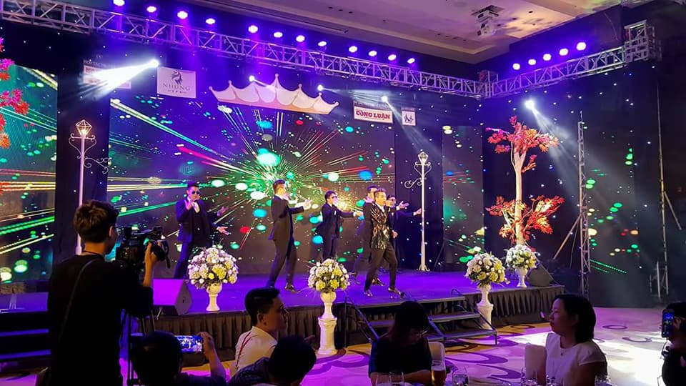 Màn hình LED sân khấu do SAVILED cho thuê tại Đà Nẵng Màn hình LED sân khấu do SAVILED cho thuê tại Đà Nẵng