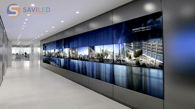 Màn hình ghép tạo ra một bức tranh lớn, thu hút sự chú ý mạnh mẽ của người xem