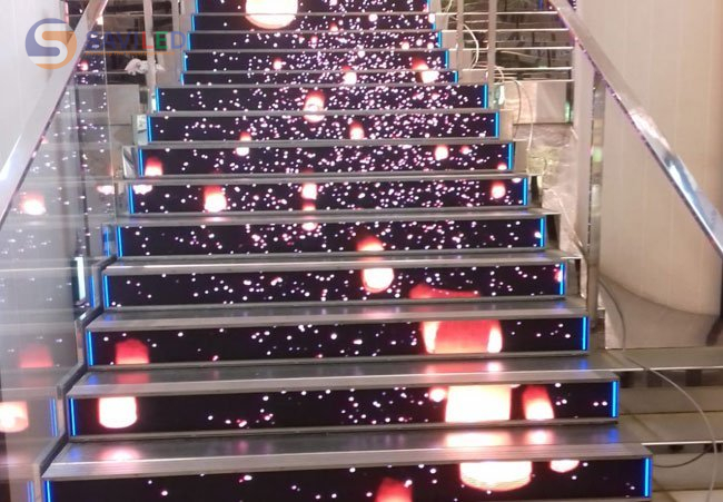 Màn hình LED bậc thang do SAVILED lắp đặt